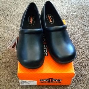 payless nursing shoes